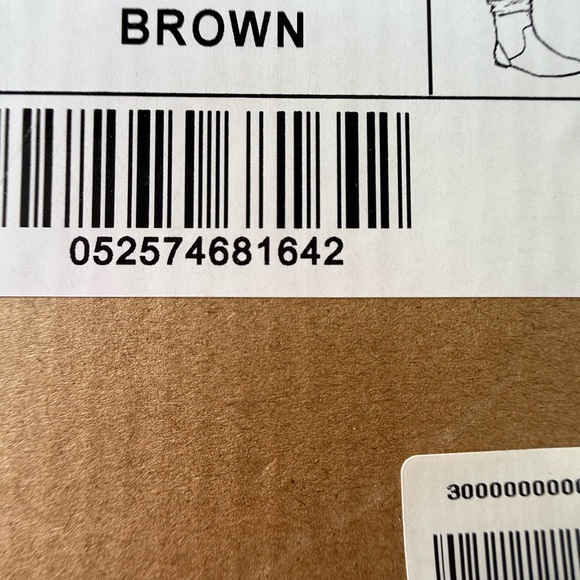 Journee Collection Women's Brown Faux Suede Size 9 - Picture 6 of 6